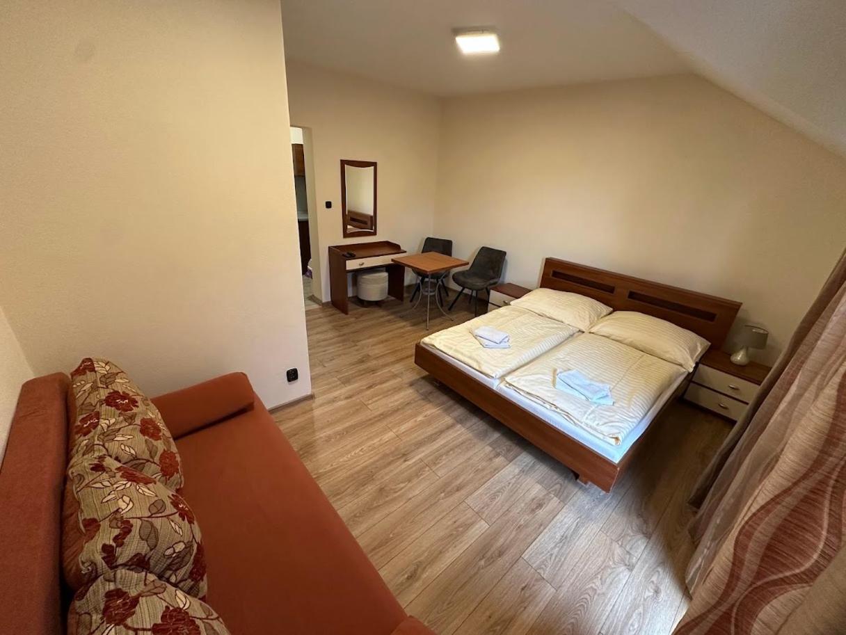 Penzión Tulip Červený Kláštor Exterior foto